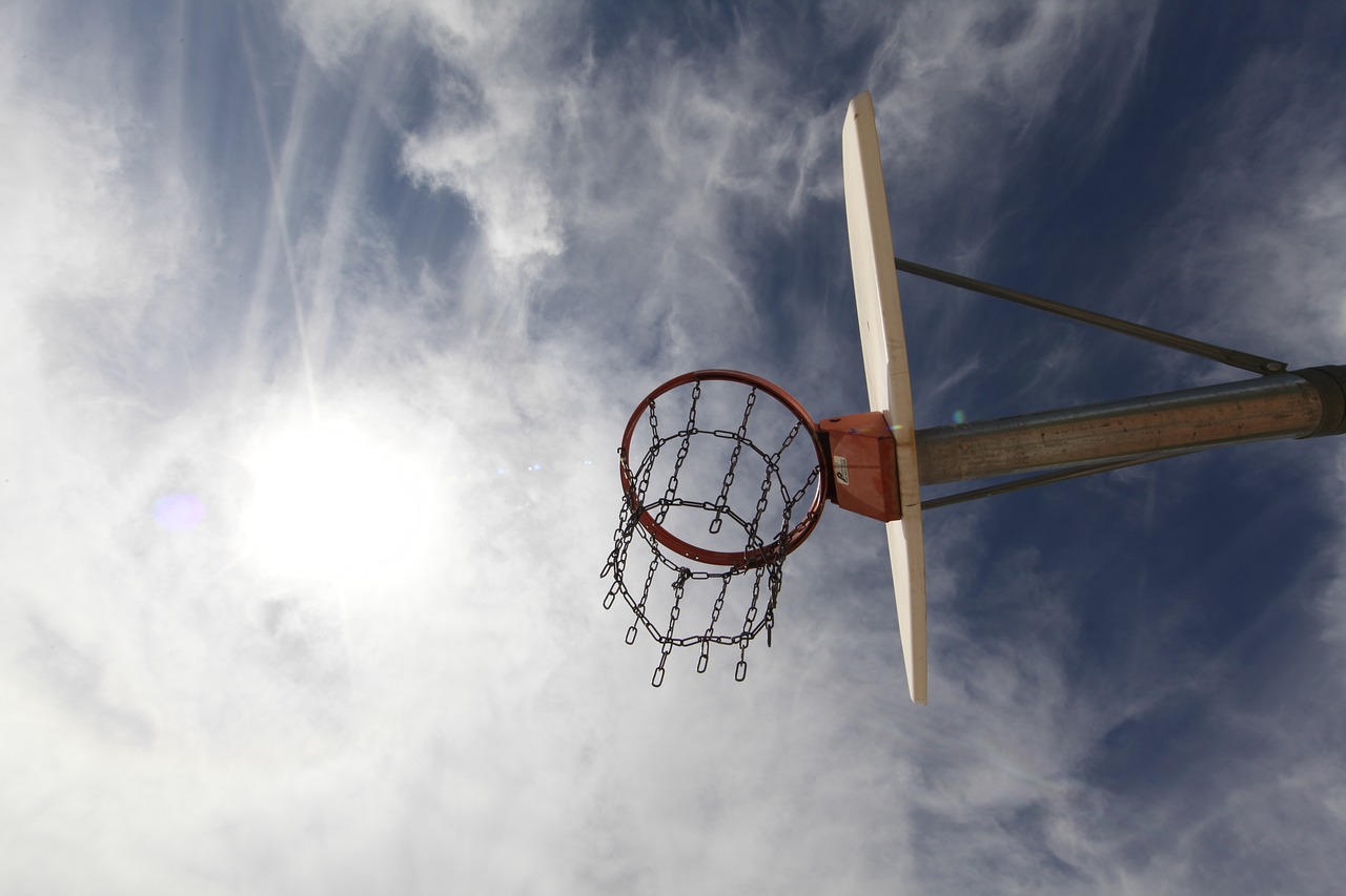 NBA夏季联赛，热血燃烧的篮球盛宴，新星崛起的舞台
