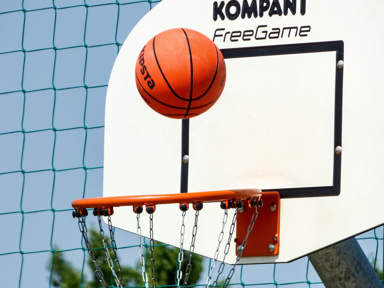 虎扑体育NBA手机版，篮球迷的移动盛宴